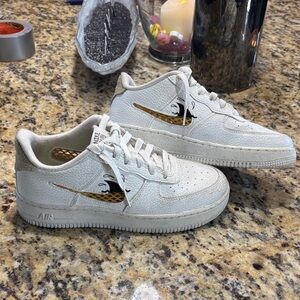 Nike Kids Sneakers White and Gold